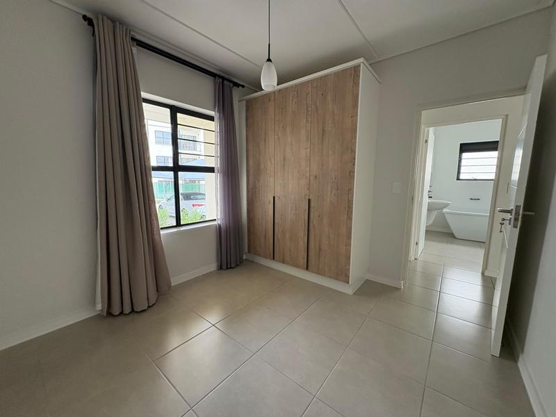 To Let 3 Bedroom Property for Rent in Richwood Western Cape